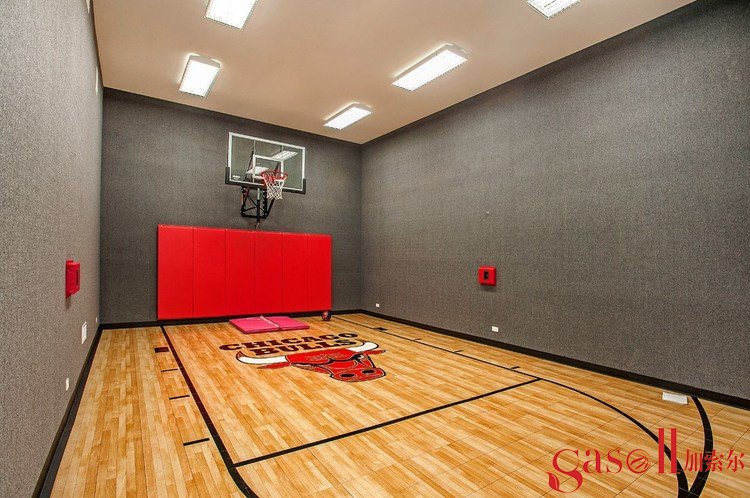 篮球场木地板多少钱