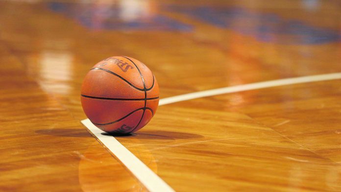 篮球场木地板防滑有绝招