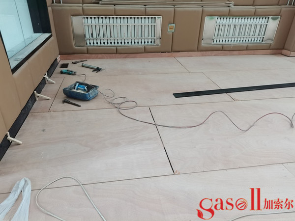 耐磨运动体育木地板排名3