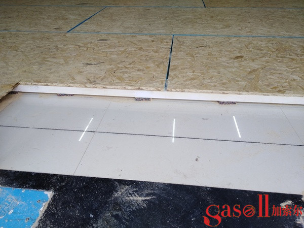 实木体育馆地板如何保洁2