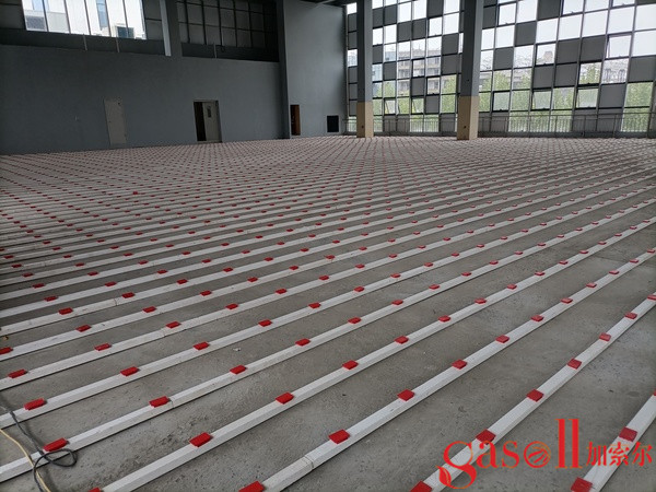 耐用运动篮球木地板排行2