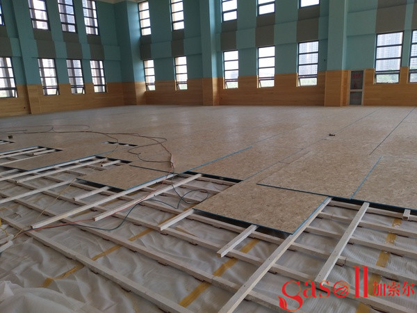 实木体育馆木地板选什么材质的好3