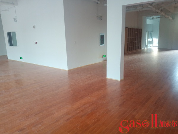 体育木地板安装地面如何找平4