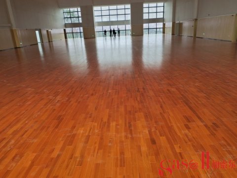 兰州体育地板的价格